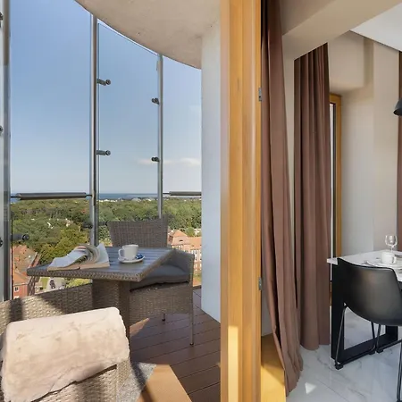 Platan Tower 114 By Interhome * 斯维诺乌伊希切