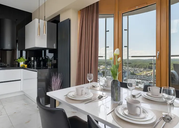 Platan Tower 114 By Interhome * 斯维诺乌伊希切