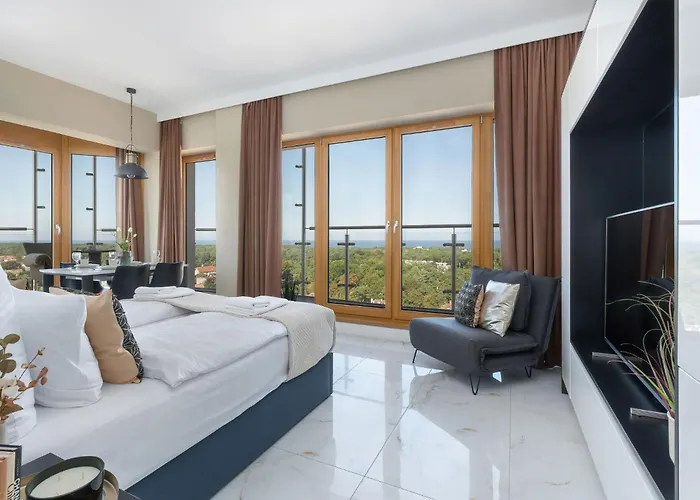 公寓 Platan Tower 114 By Interhome 斯维诺乌伊希切